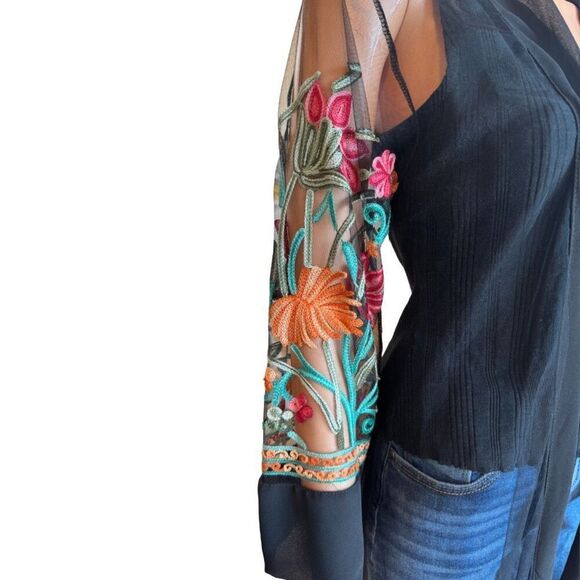 NWT LIV Los Angeles Black Embroidered Sheer Kimono Cardigan Small - Picture 4 of 7